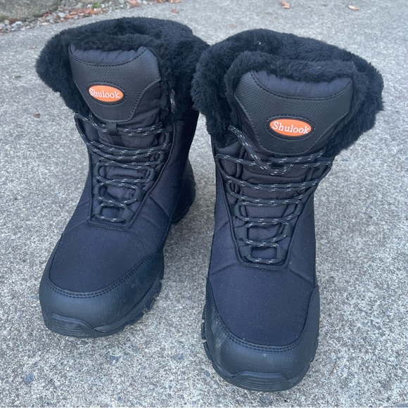 Shulook fleece lined waterproof boots - size 10.5 - Picture 2 of 7